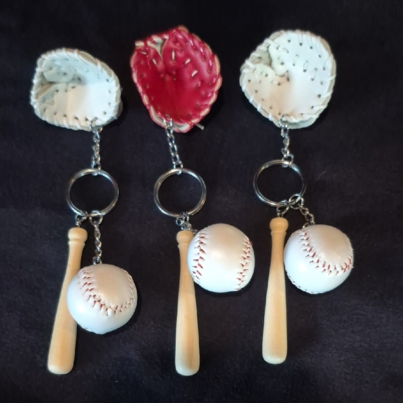 Accessories - Baseball Glove and Bat Keychains